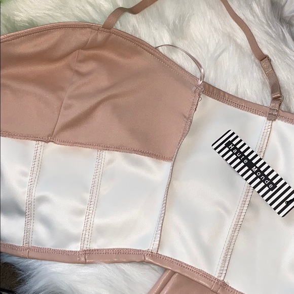 blush pink leather bra top and pencil skirt set - Picture 6 of 12